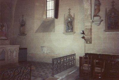Eglise D’Adon: Intérieur en 1990, aynat conservé l’aspect de la rénovation de 1863