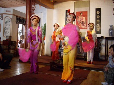 Danse traditionnelle Bai