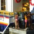 Trio de fillettes plongeant près du bateau aux Saintes.