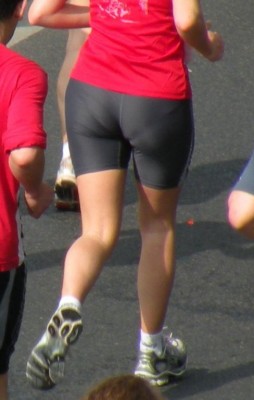 cul bien serré dans culotte de cycliste