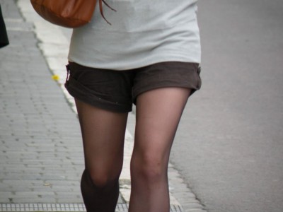 fille en collant