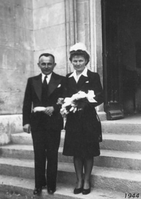 les parents, le jour de leur mariage, 12 avril 1944
