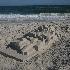 Des châteaux de sable.