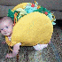 Enfants en costumes D'Alloween