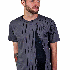 Ces t-shirts très originaux.