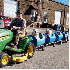 Il fabriqué un petit train po