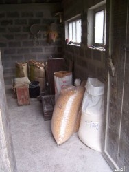 It takes 8-10h to mill a simple bag of corn grains!