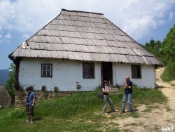 the future Community house, in Obojak