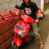 A Bali, à scooter...
