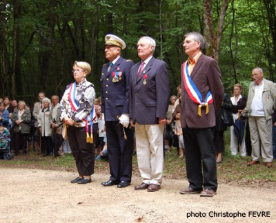 Yvette ROSSIGNEUX, le Général HAXAIRE, le Général CHAUMET et Guy BEGUINOT