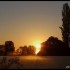 Lever du soleil sur fond de br