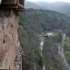 Falaises, terrasses et bouddha