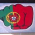 Un tableau le poing du Portugal