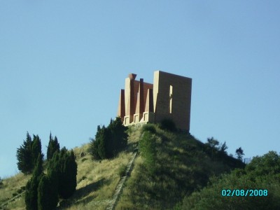 Temple à la frontière espagnol !