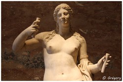 Aphrodite du type de la Vénus dArles, Vénus Cesi